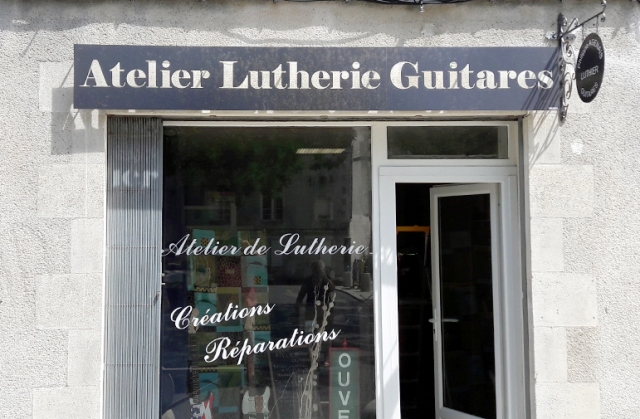 atelier_lutherie_guitares_jour